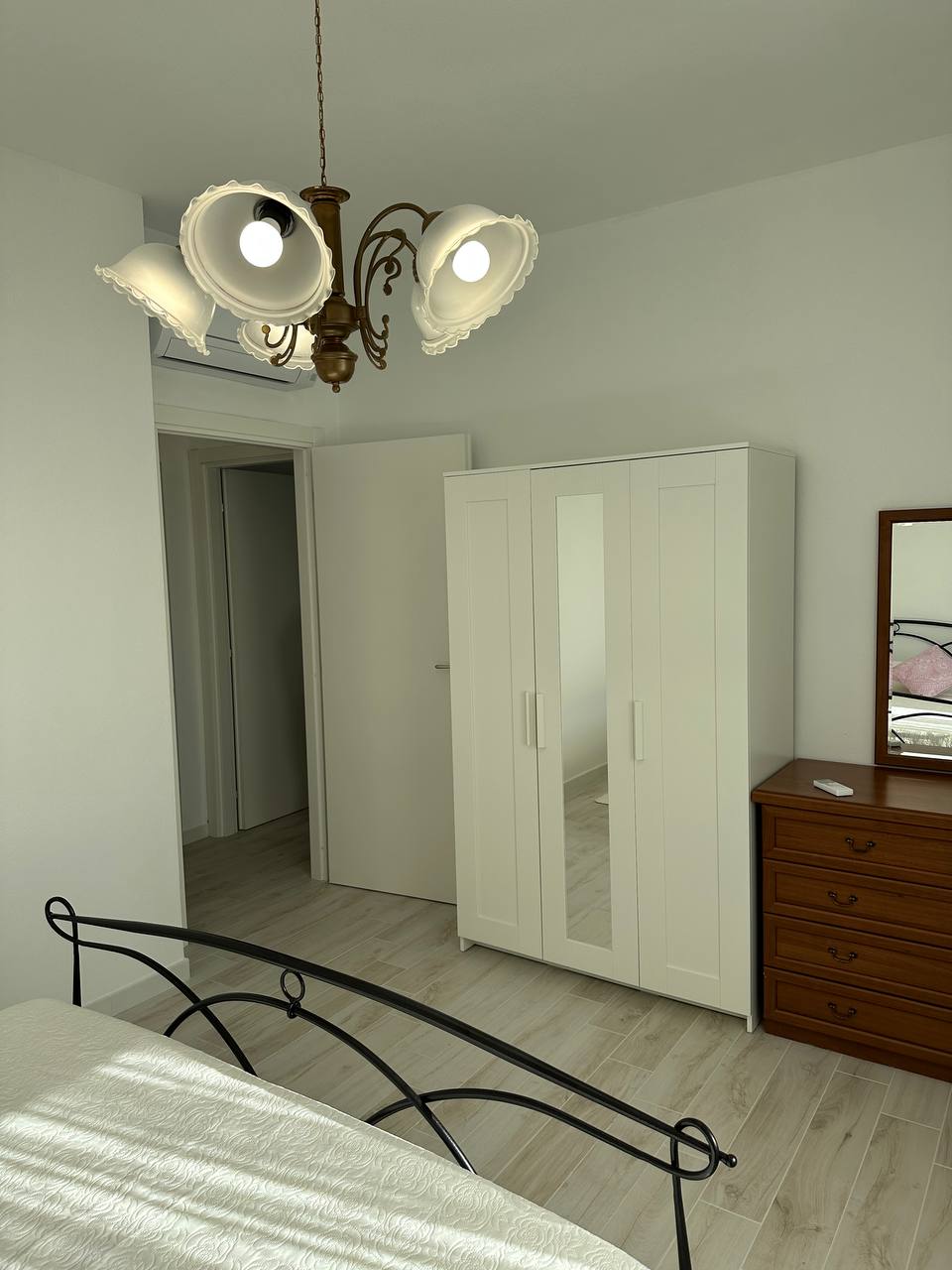 apartament_trilo_01
